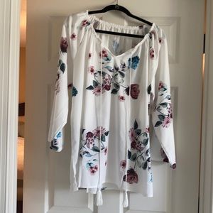 Floral Tunic size 3XL (fits small - approx 18/20)